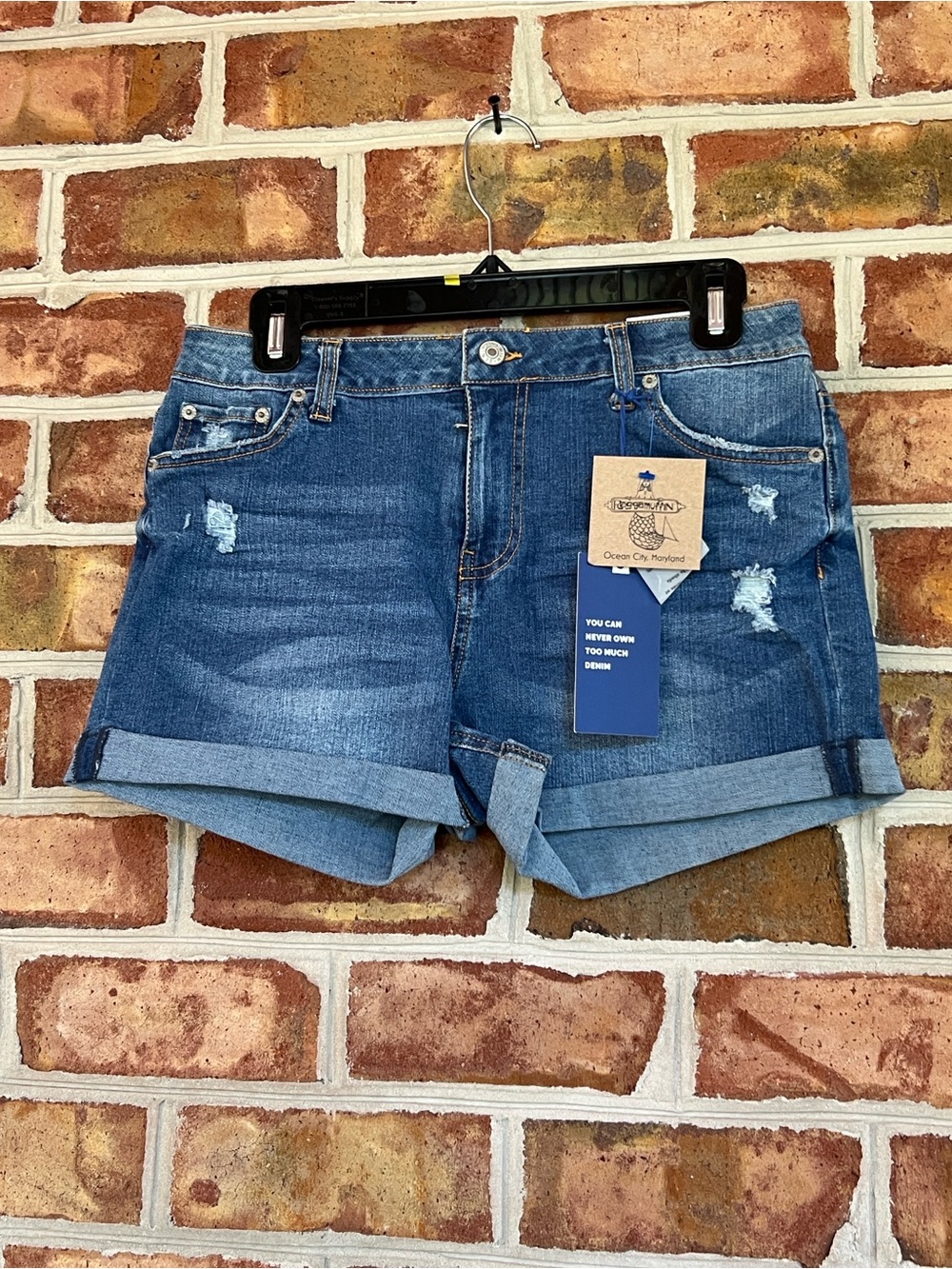 NWT Love tree denim Casual high waist stretch Cuffed distressed Jean Shorts M